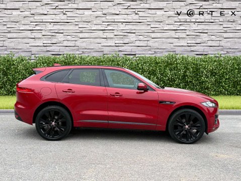 Jaguar F-Pace 2.0 F-PACE R-Sport AWD D Auto 4WD 5dr 8