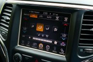Jeep Grand Cherokee 3.0 Grand Cherokee Overland CRD Auto 4WD 5dr 39