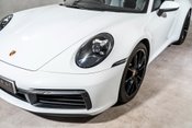 Porsche 911 TARGA 4 PDK. WARRANTY. ADAPTIVE CRUISE CONTROL. HEATED SEATS. HEATED WHEEL 43
