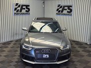 Audi RS4 4.2 FSI V8 Estate 5dr Petrol S Tronic quattro Euro 5 (450 ps) 16