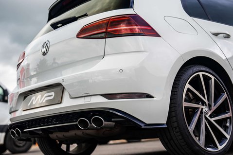 Volkswagen Golf 2.0 Golf R TSi Semi-Auto 4WD 5dr 43