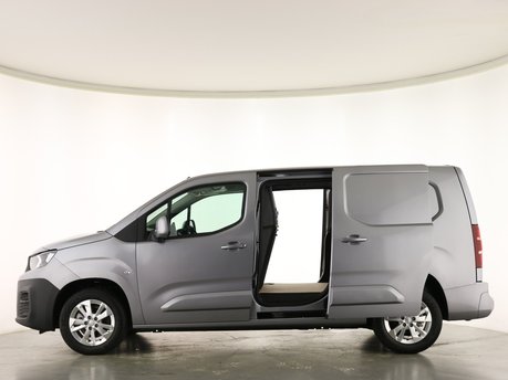 Peugeot Partner Long 950 1.5 BlueHDi 130 Asphalt Premium Van EAT8 4