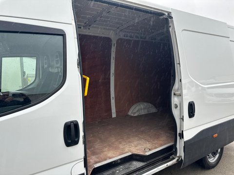 Iveco Daily 35S14VB 21
