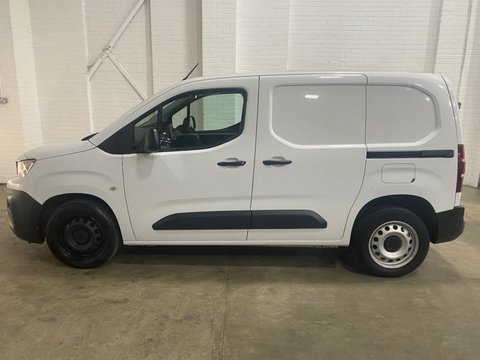 Peugeot Partner BLUEHDI PROFESSIONAL PREMIUM PLUS L1 9