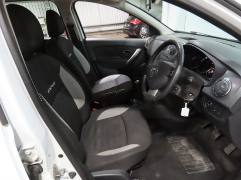 Dacia Sandero Stepway 1.5 dCi Laureate Euro 6 (s/s) 5dr 7