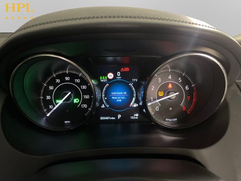 Jaguar E-Pace 2.0 P200 S SUV 5dr Petrol Auto AWD Euro 6 (s/s) (200 ps) Full Leather Trim 13