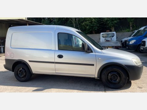 Vauxhall Combo 1.3 CDTi 1700 16v Panel Van 3dr Diesel Manual (134 g/km, 69 bhp) 6