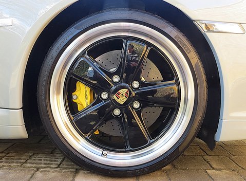 Porsche 911 Sport Classic 6