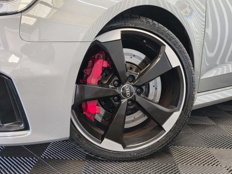 Audi RS3 2.5 TFSI Sportback 5dr Petrol S Tronic quattro Euro 6 (s/s) (400 ps) 12