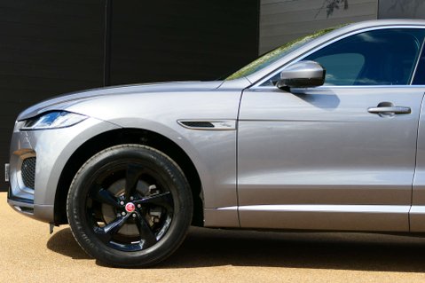 Jaguar F-Pace 2.0 F-PACE R-Dynamic S D MHEV AWD Auto 4WD 5dr 10