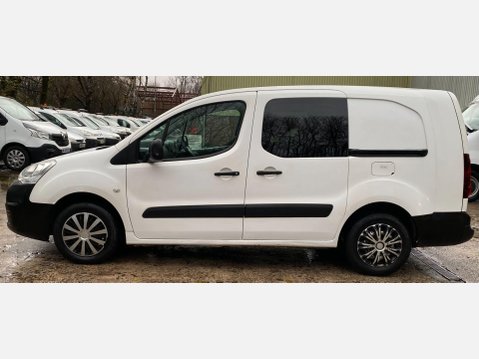 Peugeot Partner 1.6 BlueHDi 744 S Crew Van 6dr Diesel Manual L2 (113 g/km, 100 bhp) 23