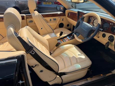 Bentley Azure 6.8 Convertible 2dr Petrol Automatic (422 g/km, 385 bhp) 22