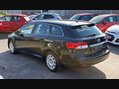 Toyota Avensis 2.0 Avensis Active D-4D 5dr 29