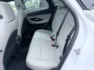 Jaguar E-Pace 2.0 R-DYNAMIC BLACK MHEV 11
