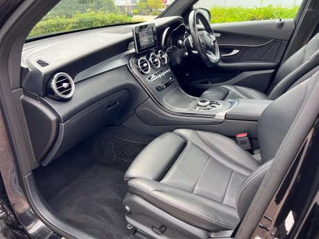 Mercedes-Benz GLC 2.1 GLC220d AMG Night Edition G-Tronic+ 4MATIC Euro 6 (s/s) 5dr 33