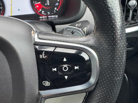 Volvo S90 2.0 D4 R-Design Auto Euro 6 (s/s) 4dr 31