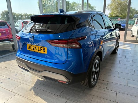 Nissan Qashqai 1.3 DIG-T MHEV N-Connecta XTRON Euro 6 (s/s) 5dr 7
