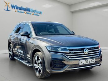 Volkswagen Touareg 3.0 TDI V6 R-Line Tech Tiptronic 4Motion Euro 6 (s/s) 5dr