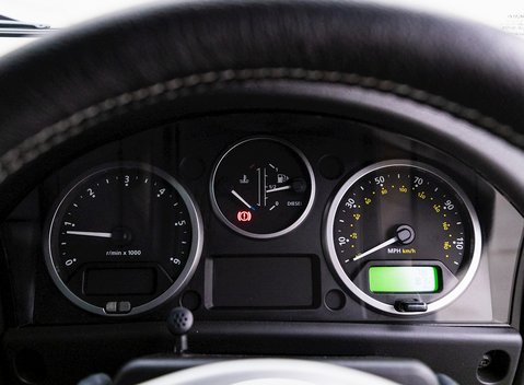 Land Rover Defender 110 XS 19