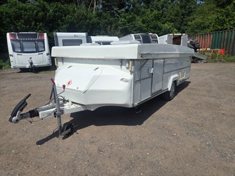 Gobur Carousel Clubman 2