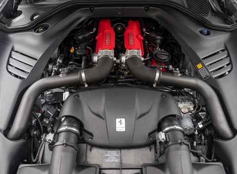 Ferrari California T 31