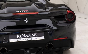 Ferrari 488 Spider 22