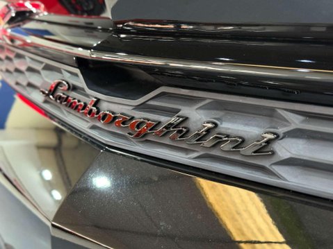 Lamborghini Urus 4.0 V8 BiTurbo 25.9kWh SE SUV 5dr Petrol Plug-in Hybrid Auto 4WD Euro 6 (80 62