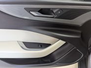 Jaguar XE 2.0 XE R-Dynamic S Auto 4dr 39