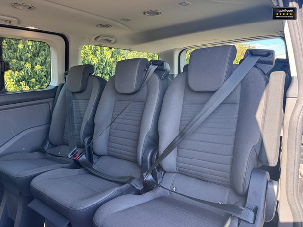 Ford Tourneo Custom (Sold) 320 | Titanium | L2| 9 Seater| Manual | Euro 6 | £19,158 + vat 9