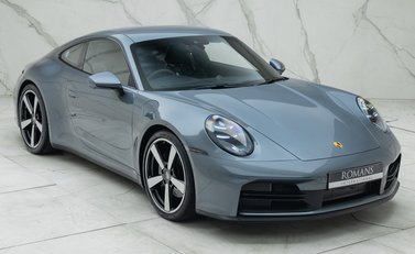Porsche 911 Carrera T (992.2) 8