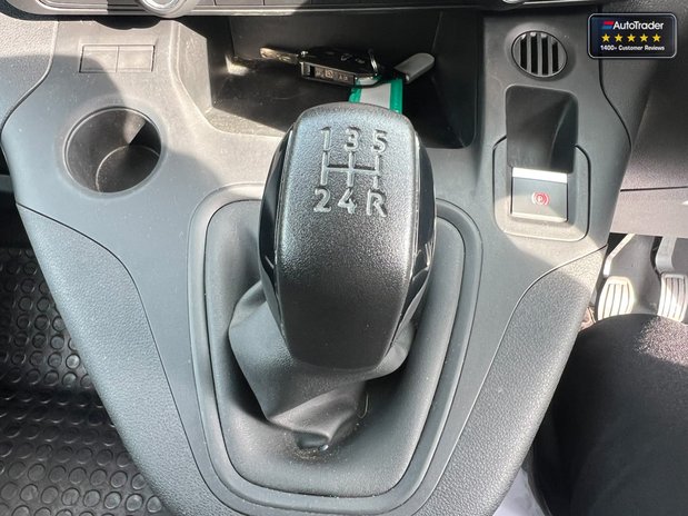 Peugeot Partner SWB L1H1 (SOLD) Low Roof Bluehdi Professional Air Con Sensors EURO 6 NO VA 33