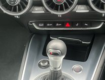 Audi TT 2.0 TFSI 40 S line Coupe 3dr Petrol S Tronic Euro 6 (s/s) (197 ps) 34