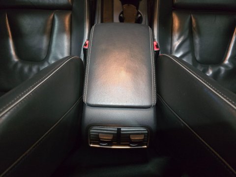 Audi RS4 4.2 FSI V8 S Tronic quattro Euro 5 5dr 26