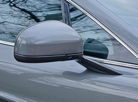 Aston Martin Vanquish 23