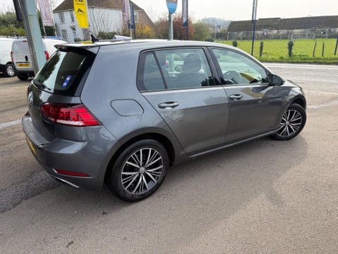 Volkswagen Golf 1.4 TSI SE Nav Euro 6 (s/s) 5dr 7
