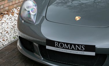 Porsche Carrera GT 24