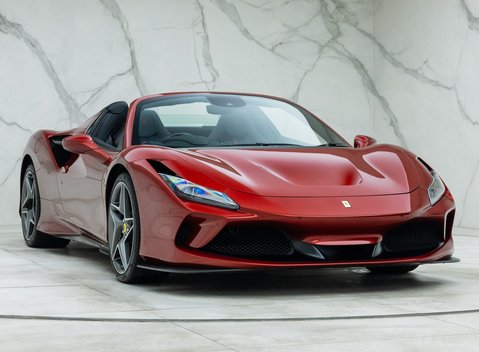 Ferrari F8 Spider 9