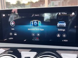 Mercedes-Benz A Class 1.3 A 200 Sport Exeutive Auto 5dr 39