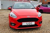 Ford Fiesta ST-LINE LOOK! 1 OWNER! 6 SERVICES.. APPLE CARPLAY.. STUNNING EXAMPLE 2