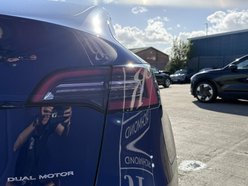 Tesla Model Y (Dual Motor) Long Range SUV 5dr Electric Auto 4WDE (384 bhp) 19