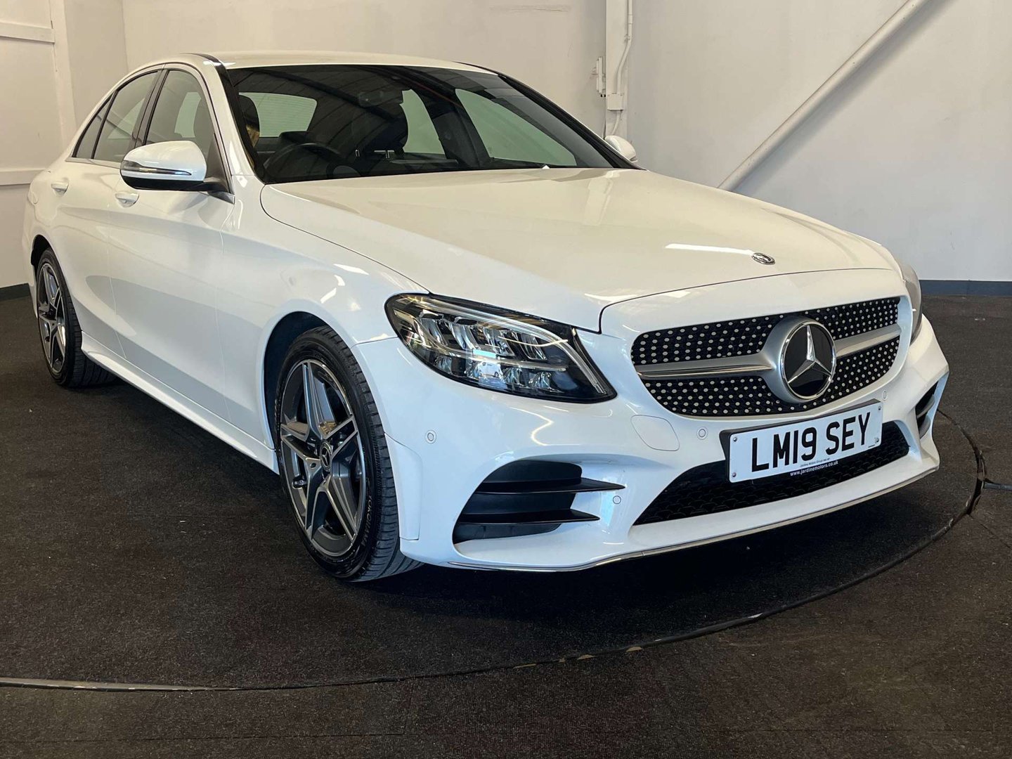 2019 Mercedes-Benz C-Class — image 4