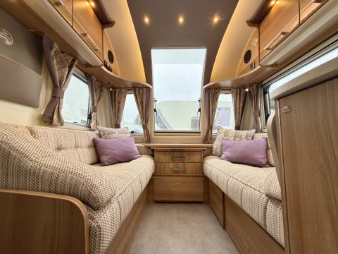 Bailey Unicorn Cabrera  14