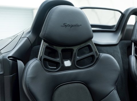 Porsche 718 Boxster Spyder 14