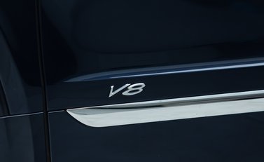 Bentley Bentayga V8 First Edition 35