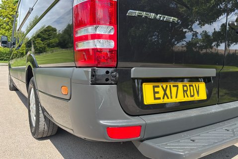 Mercedes-Benz Sprinter 319 V6 Cdi Lwb Hr Panel Van - Twin Side Doors / Air Con / Rear Camera 28