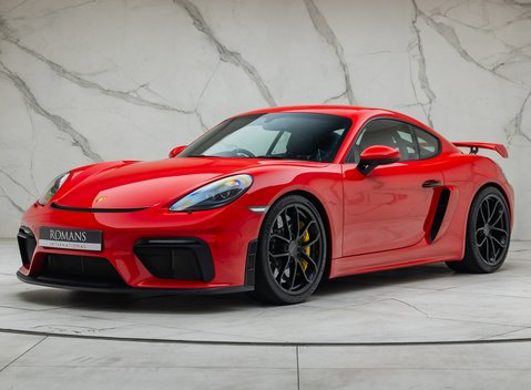 Porsche Cayman GT4 (718) 1