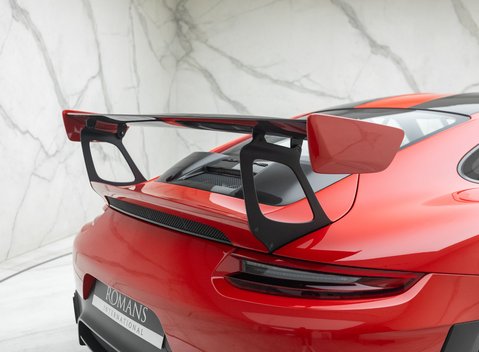 Porsche 911 GT2 RS Weissach (991) 49