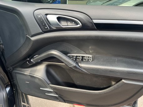 Porsche Cayenne DIESEL 4.2 V8 S TIPTRONIC S 12