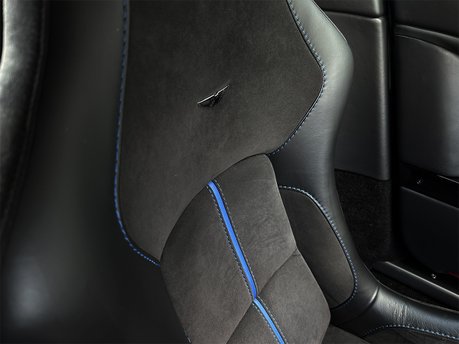 Aston Martin Vantage S V12 60