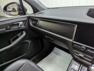 Porsche Macan 2.0 Macan Semi-Auto 4WD 5dr 93